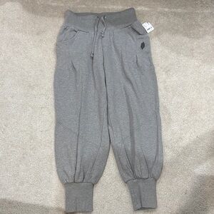 Free People Gray Jogger Sweatpants NWT size medium